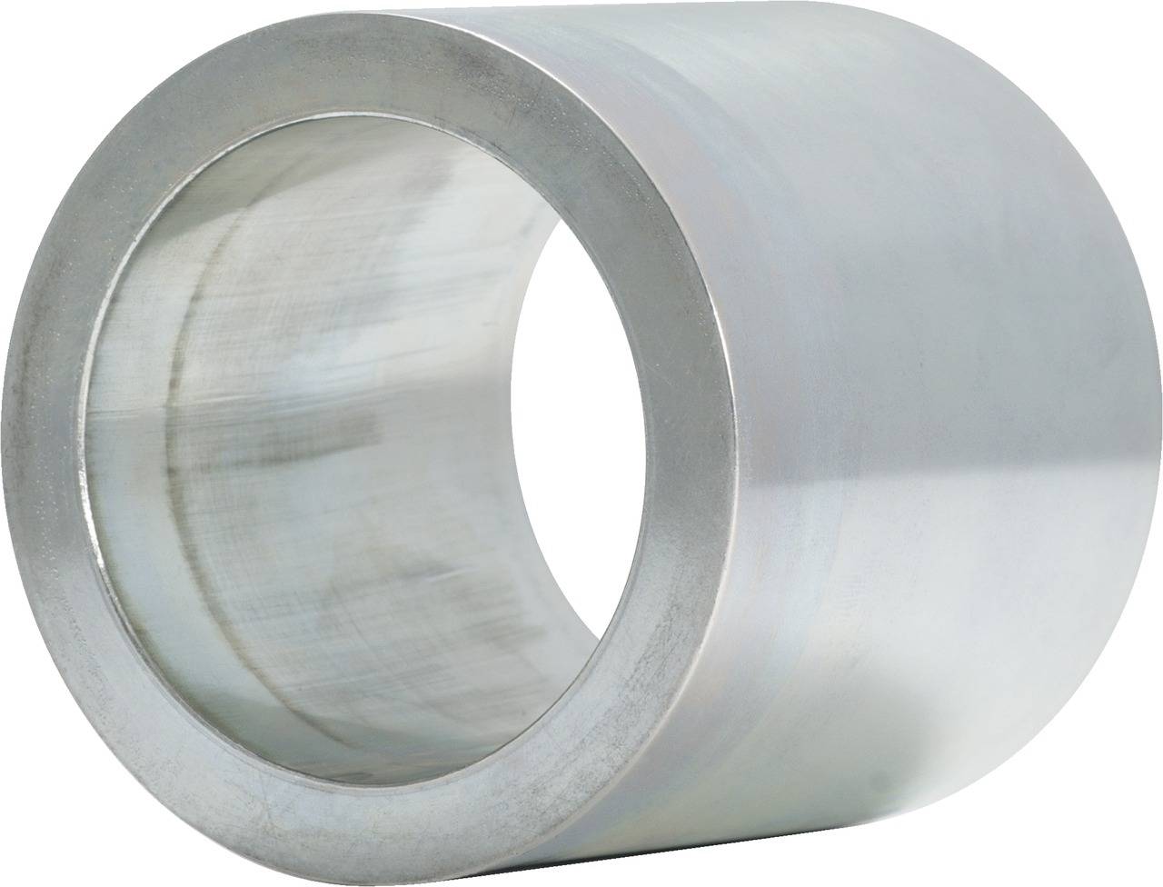 Ein metallischer, zylindrischer Hohlzylinder mit glatten, glänzenden Oberflächen, liegt horizontal.