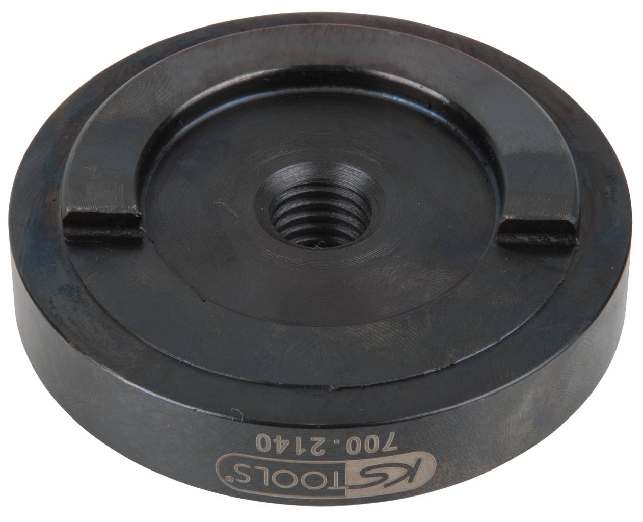Runde Metallscheibe mit einem zentralen Gewinde und der Aufschrift 'KS TOOLS 700.2140'.