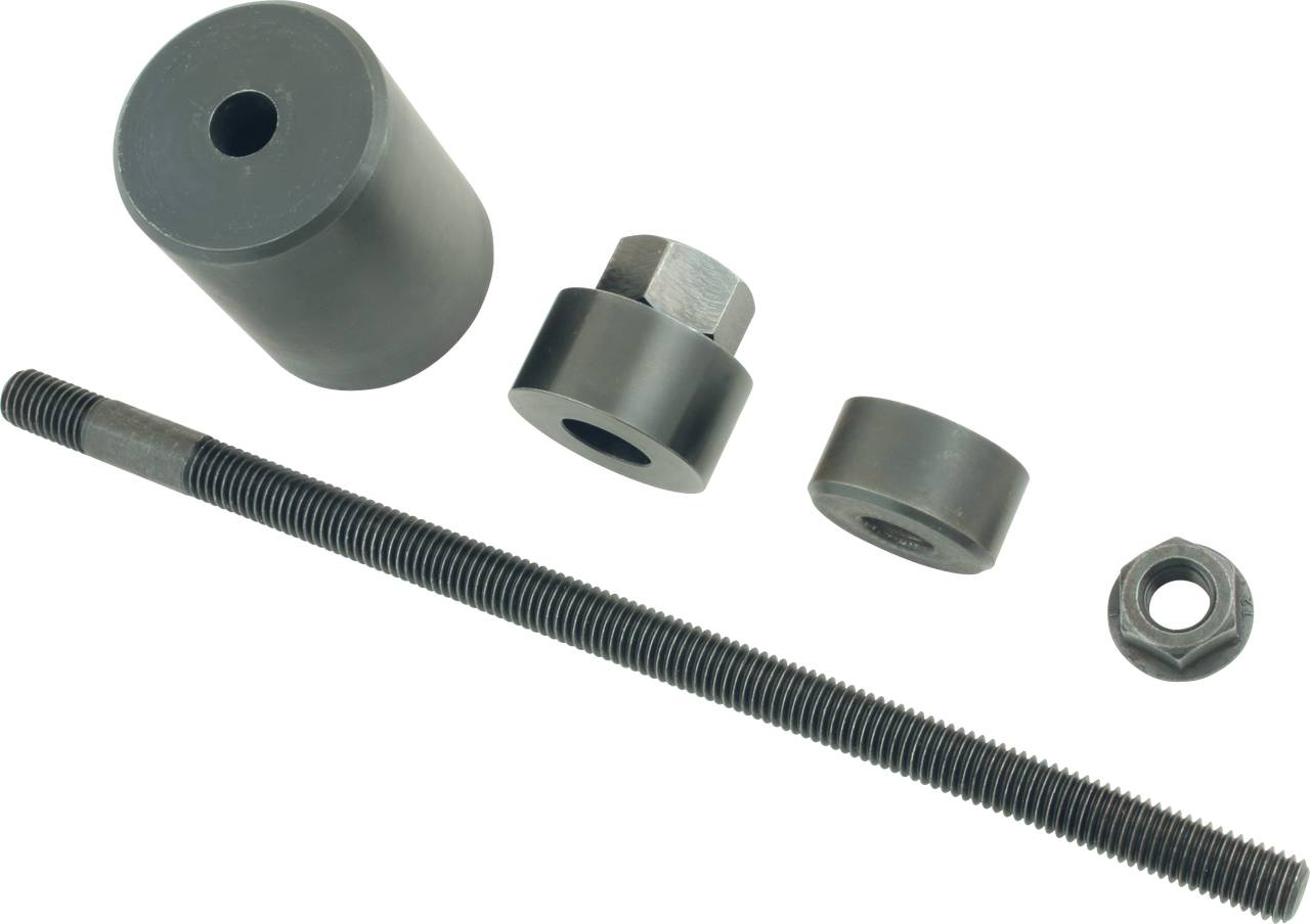 Ein Satz von Metallwerkzeugen in verschiedenen Formen und Größen, einschließlich einer langen, geriffelten Stange und zylindrischer Teile.