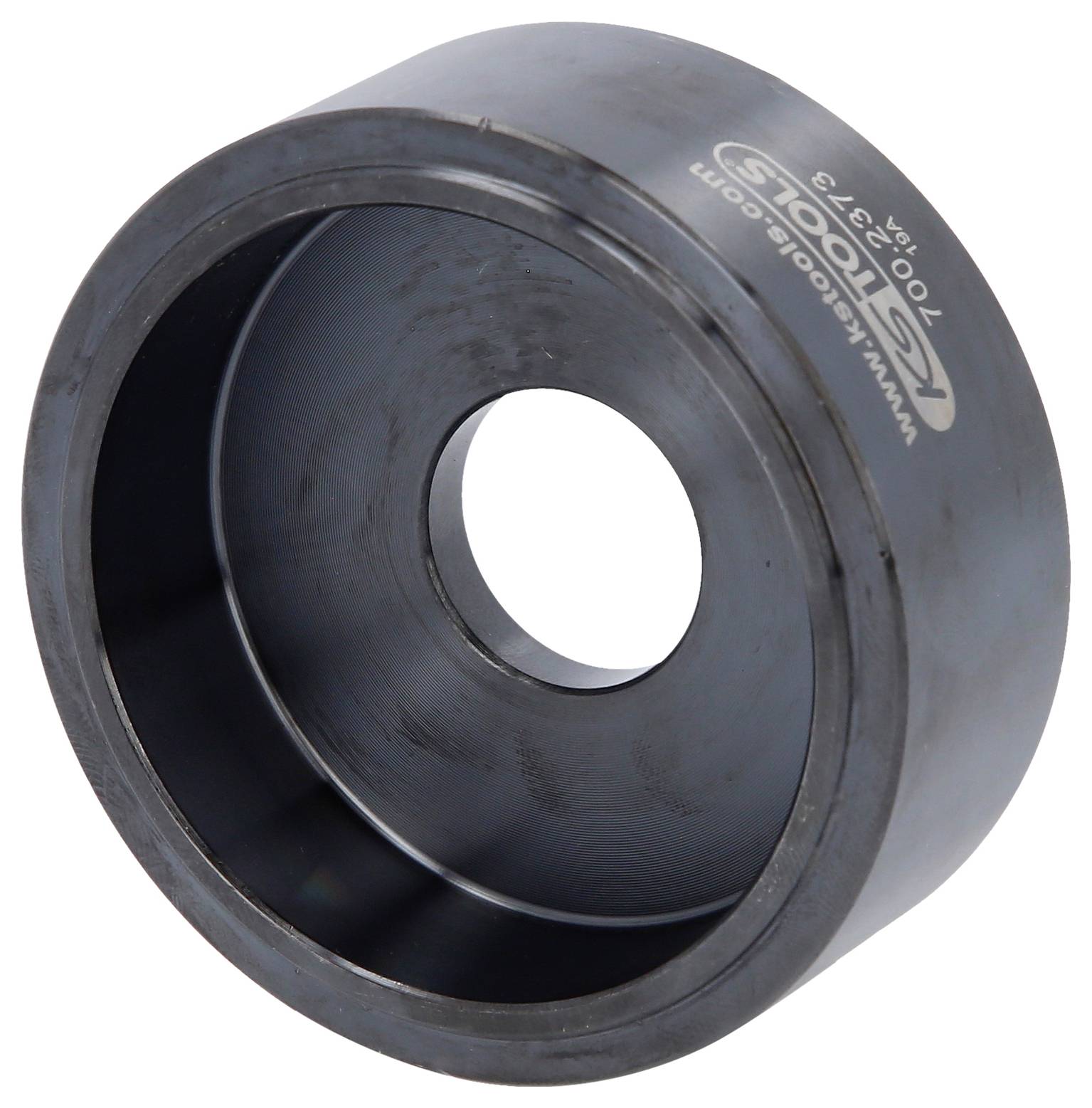Schwarzer Metall-Radabstandsring mit zentralem Loch, auf weißem Hintergrund dargestellt und gekennzeichnet mit „www.4x4offroad.com