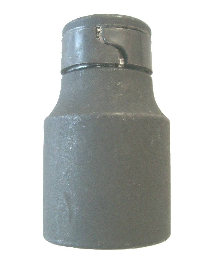 Dunkelgraue Metallabdeckung, zylinderförmig, mit leichter Verengung nach oben.