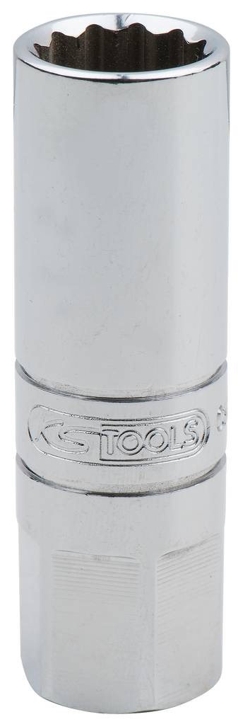 Eine silberne Sechskant-Stecknuss mit gerillten Kanten und dem Logo 'KS Tools', verwendet zum Anziehen oder Lösen von Schrauben.