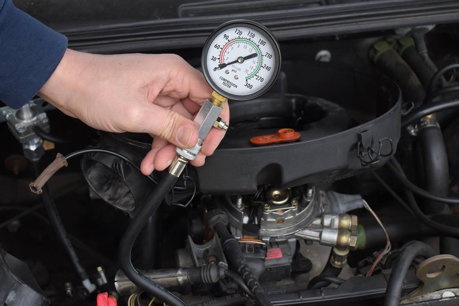 Brilliant Tools BT581150 Kompressionstester-Satz für Benzin Motoren, 2-tlg