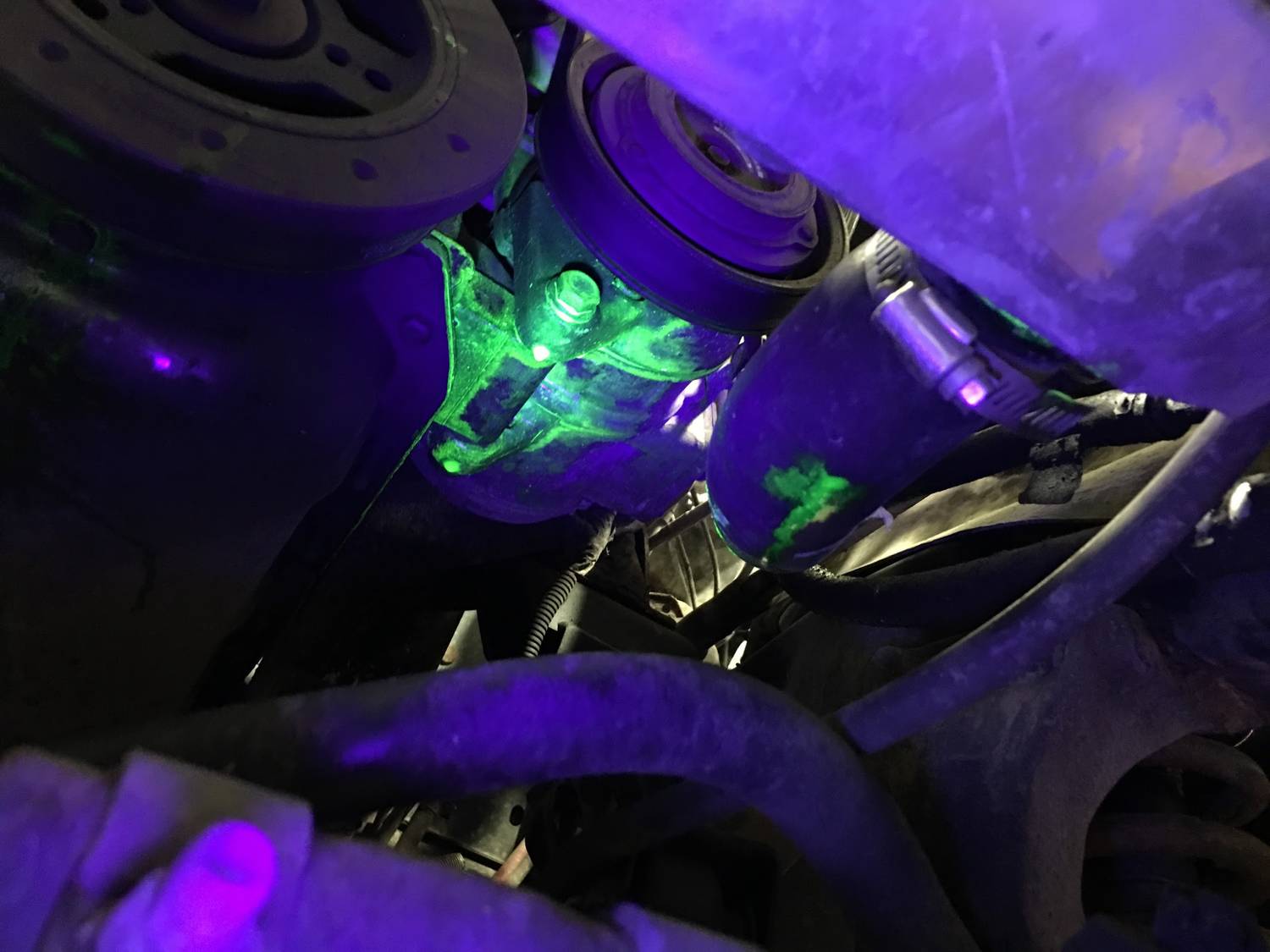 Brilliant Tools BT611020 UV-Lecksuch-Taschenlampen-Satz, 8-tlg