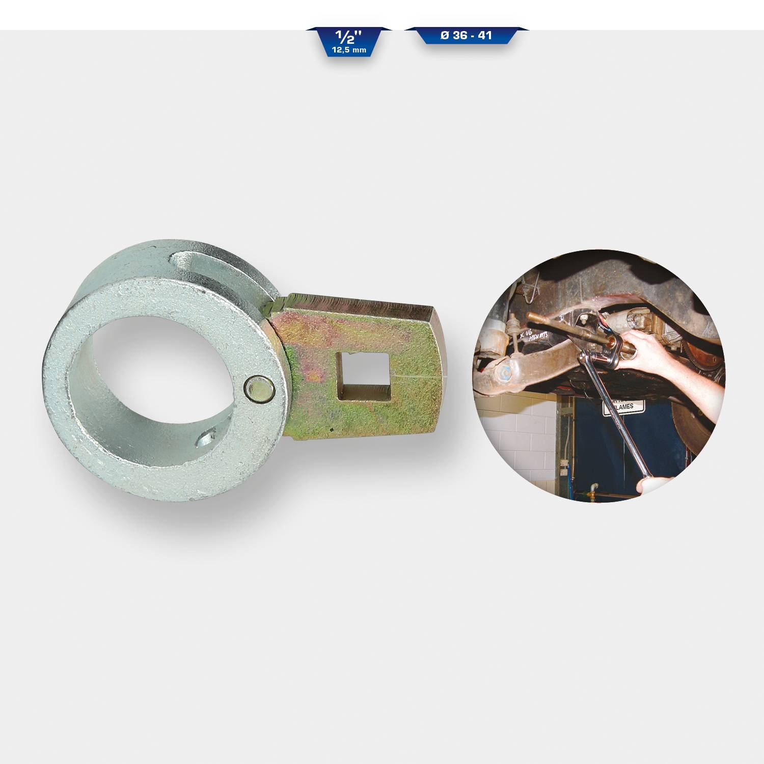 Ein silbernes Werkzeug aus Metall zum Lösen von Sensoren. Im Einsatz bei der Reparatur eines Fahrzeugs gezeigt.