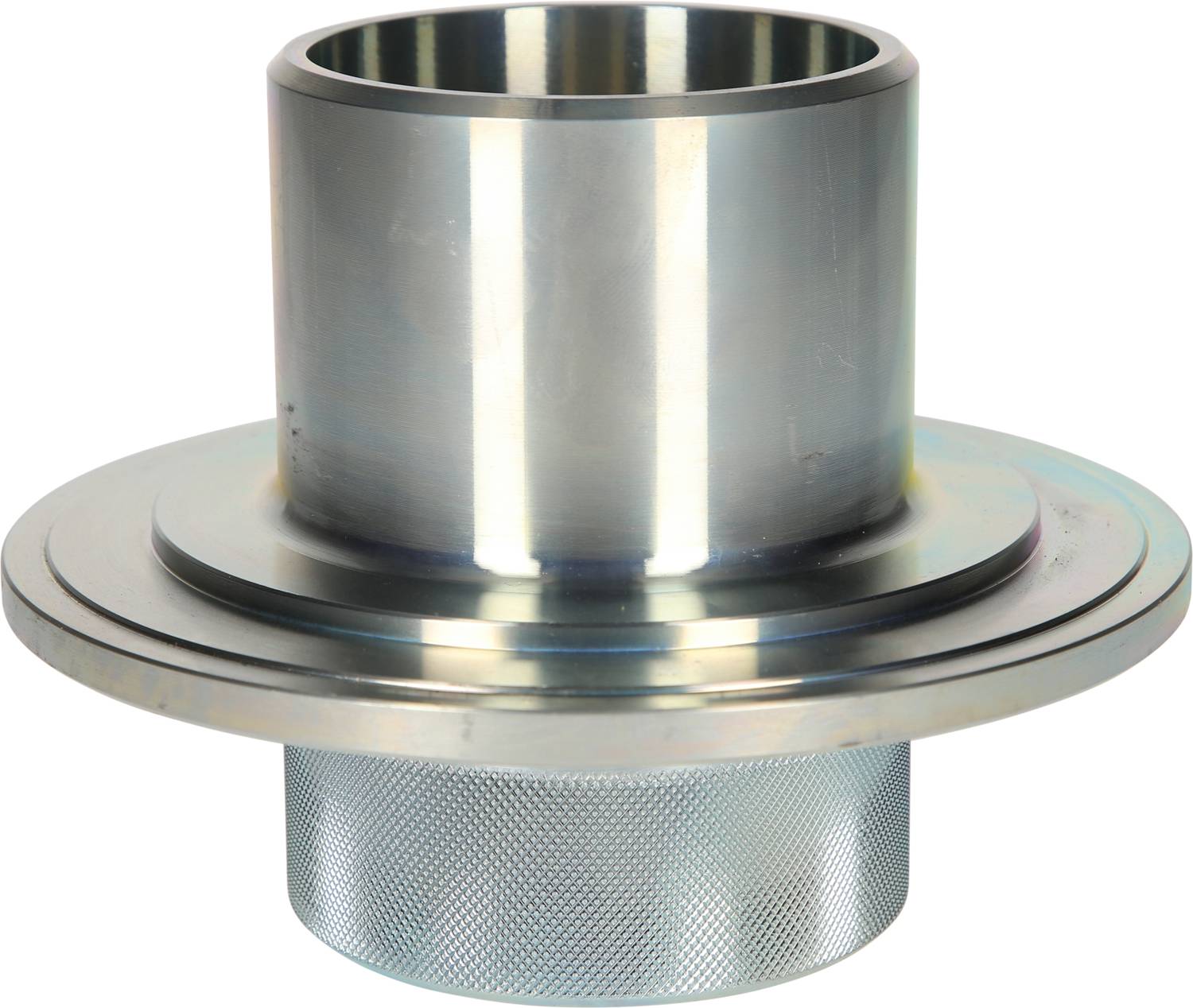 Metallzylinder mit breitem Kragen und geriffeltem unteren Teil. Verwendet zur Verbindung oder Befestigung in Maschinenbau.