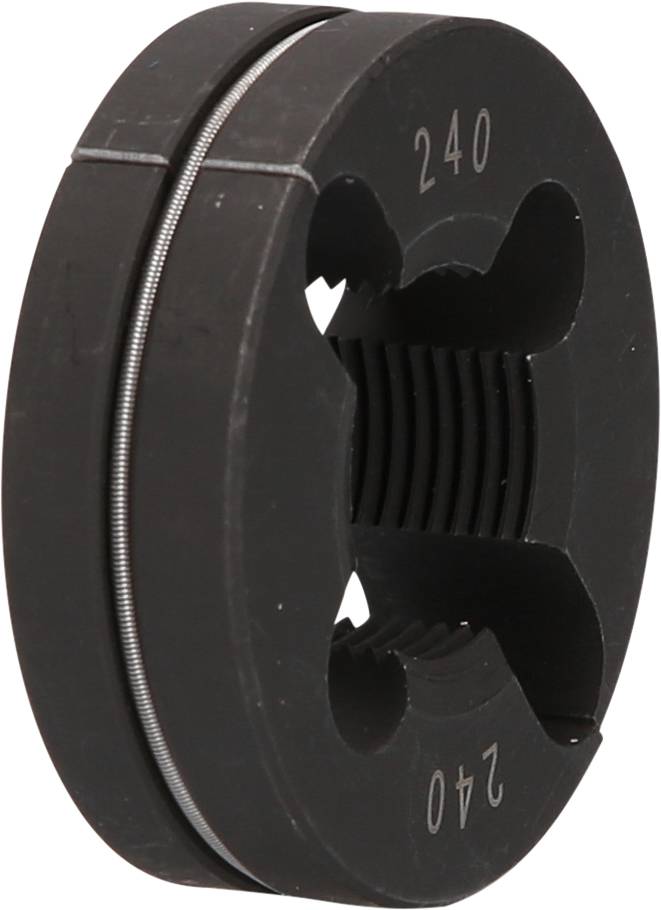 Eine schwarze, runde Metallspannscheibe mit der Aufschrift '240'. Sie hat zwei breite, halbkreisförmige Aussparungen und gerippte Innenstruktur.