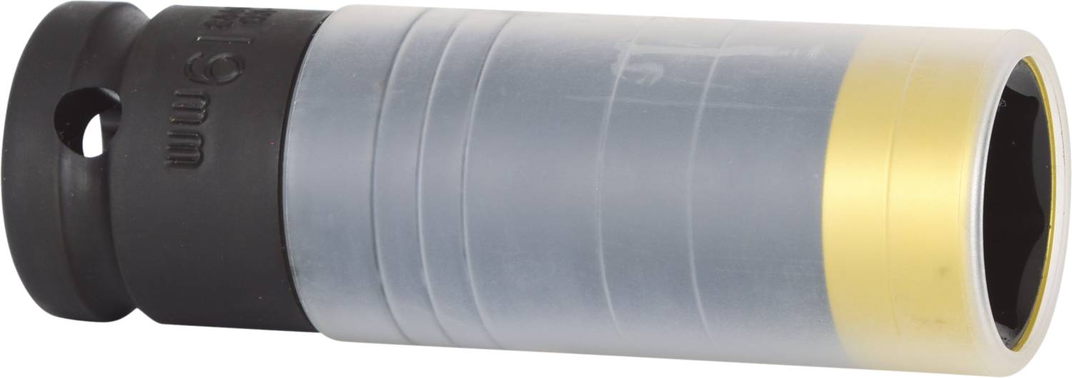 Eine graue Stecknuss mit Kunststoffschutz und gelbem Ring, speziell entwickelt für den Einsatz bei Alufelgen, liegt horizontal.