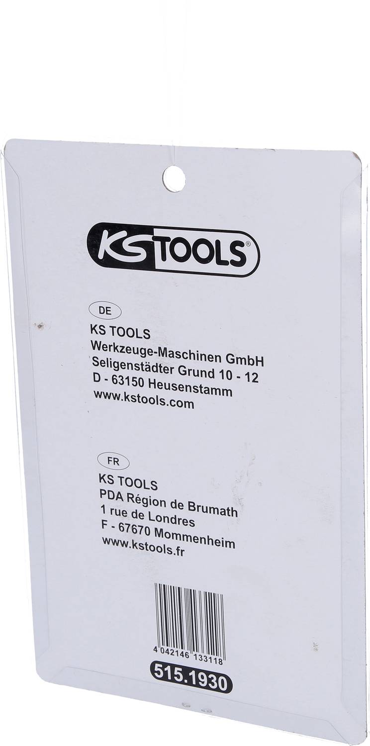 Etikett mit KS TOOLS Logo und Adressen für Deutschland: 'Seligenstädter Grund 10-12, 63150 Heusenstamm' und Frankreich: '1 rue de Londres, 67670 Mommenheim'.