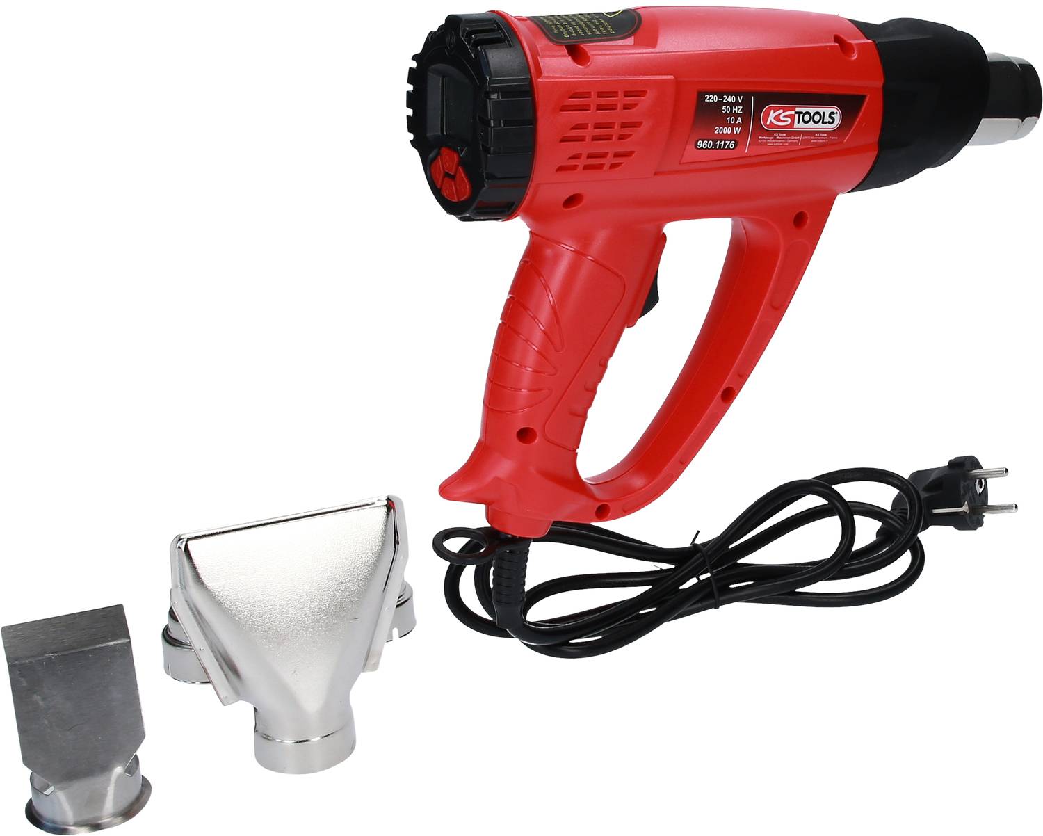 Ein rotes Heißluftgebläse mit Stromkabel und zwei verschiedenen Düsenaufsätzen auf einem weißen Hintergrund.