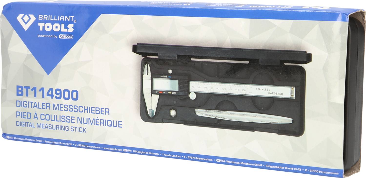 Verpackung eines digitalen Messschiebers von Brilliant Tools, Modell BT114900. Enthält Abbildung des Messwerkzeugs und Produktinformationen.