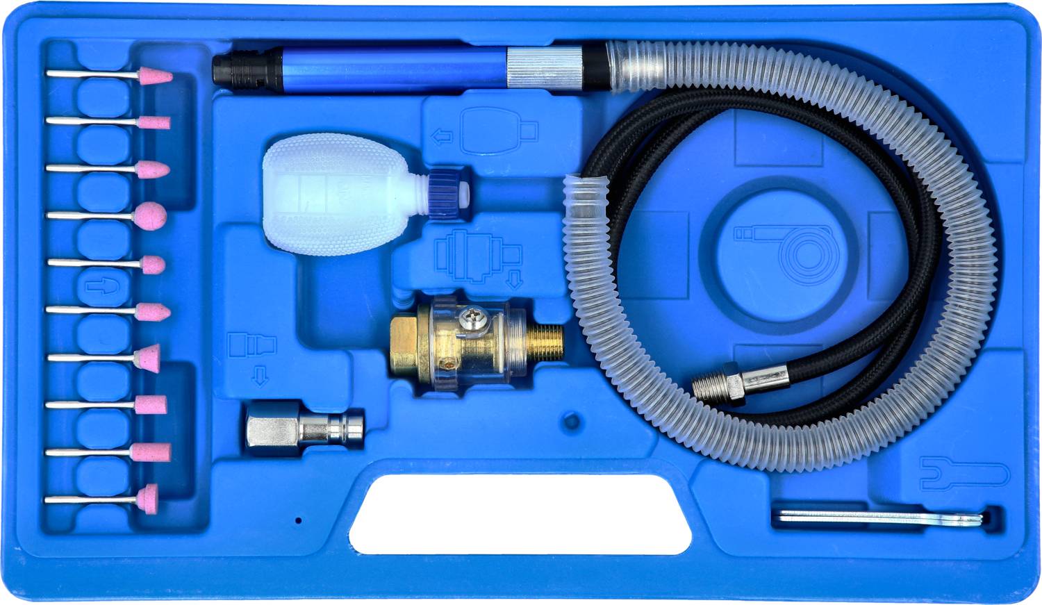 Ein Werkzeugset in einem blauen Kunststoffkoffer, bestehend aus Bohrern, einem Schlauch, einer Sprühflasche und diversen Anschlüssen.