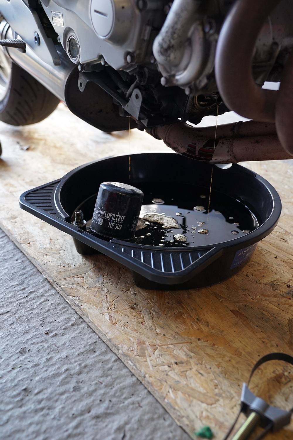 Brilliant Tools BT716003 Öl-Auffangwanne / Mehrzweckwanne, 5 Liter