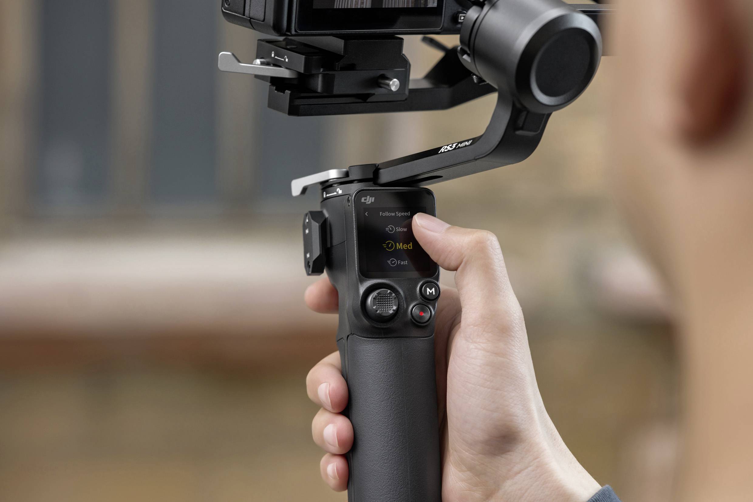 DJI RS 3 Mini Gimbal elektrisch 1/4 Zoll Schwarz 3D-Neiger Belastbar bis 2 kg