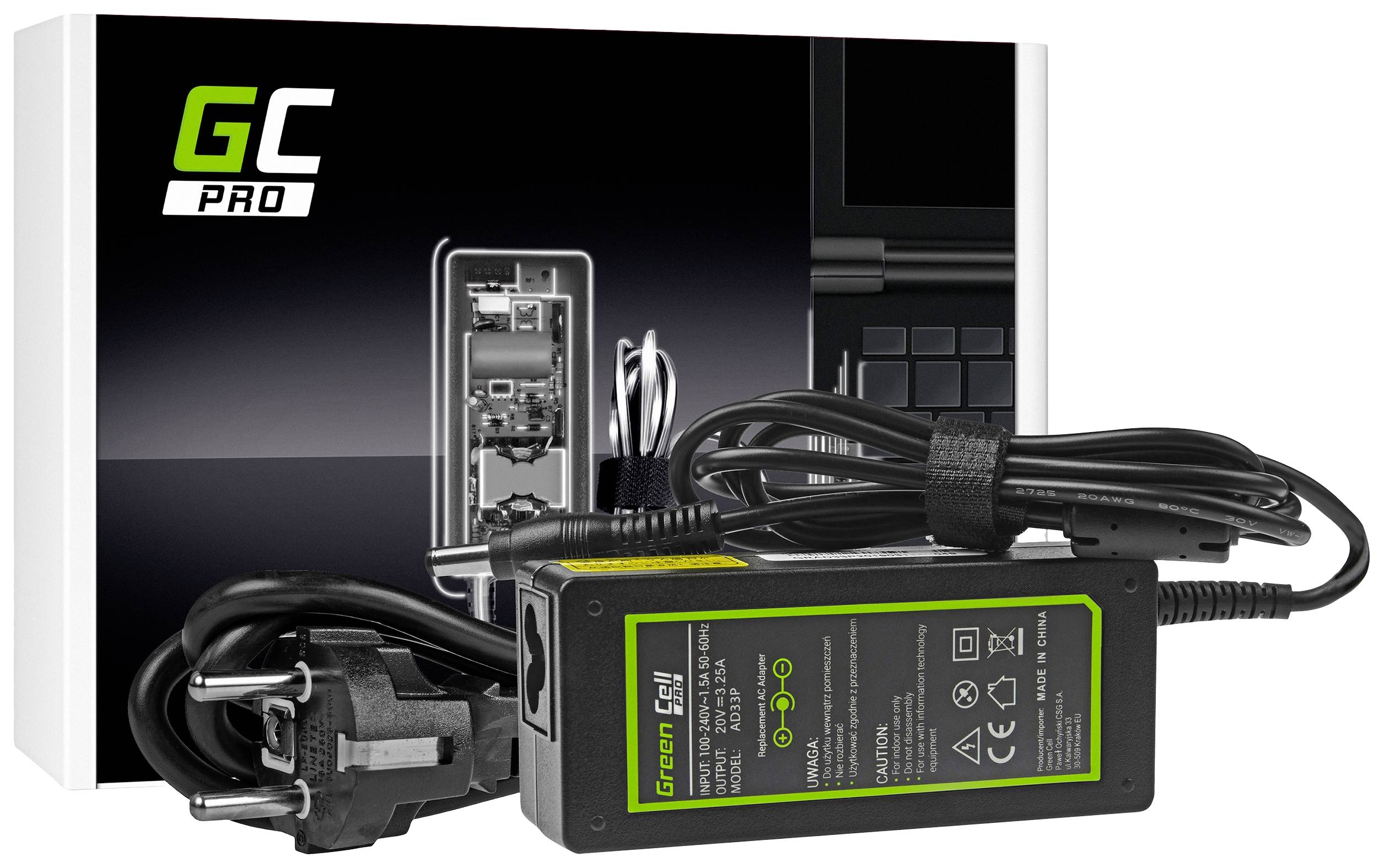 Ein Laptop-Ladegerät mit Netzstecker und Kabel liegt vor einer Verpackung mit der Aufschrift 'GC PRO'.