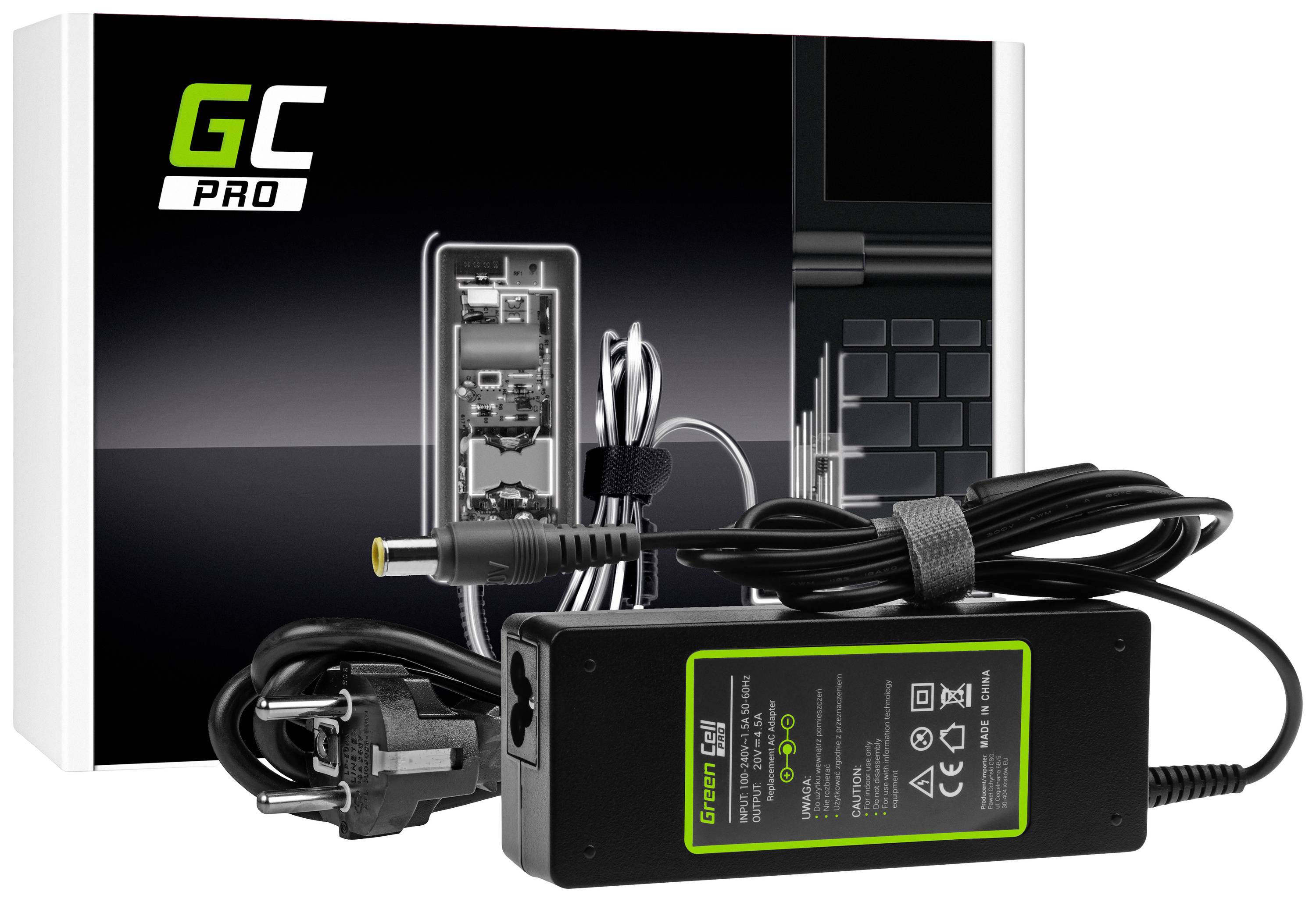 Netzteil-Ladegerät mit Kabeln und Stecker vor einer Verpackung mit der Aufschrift 'GC Pro', vermutlich für Laptops geeignet.