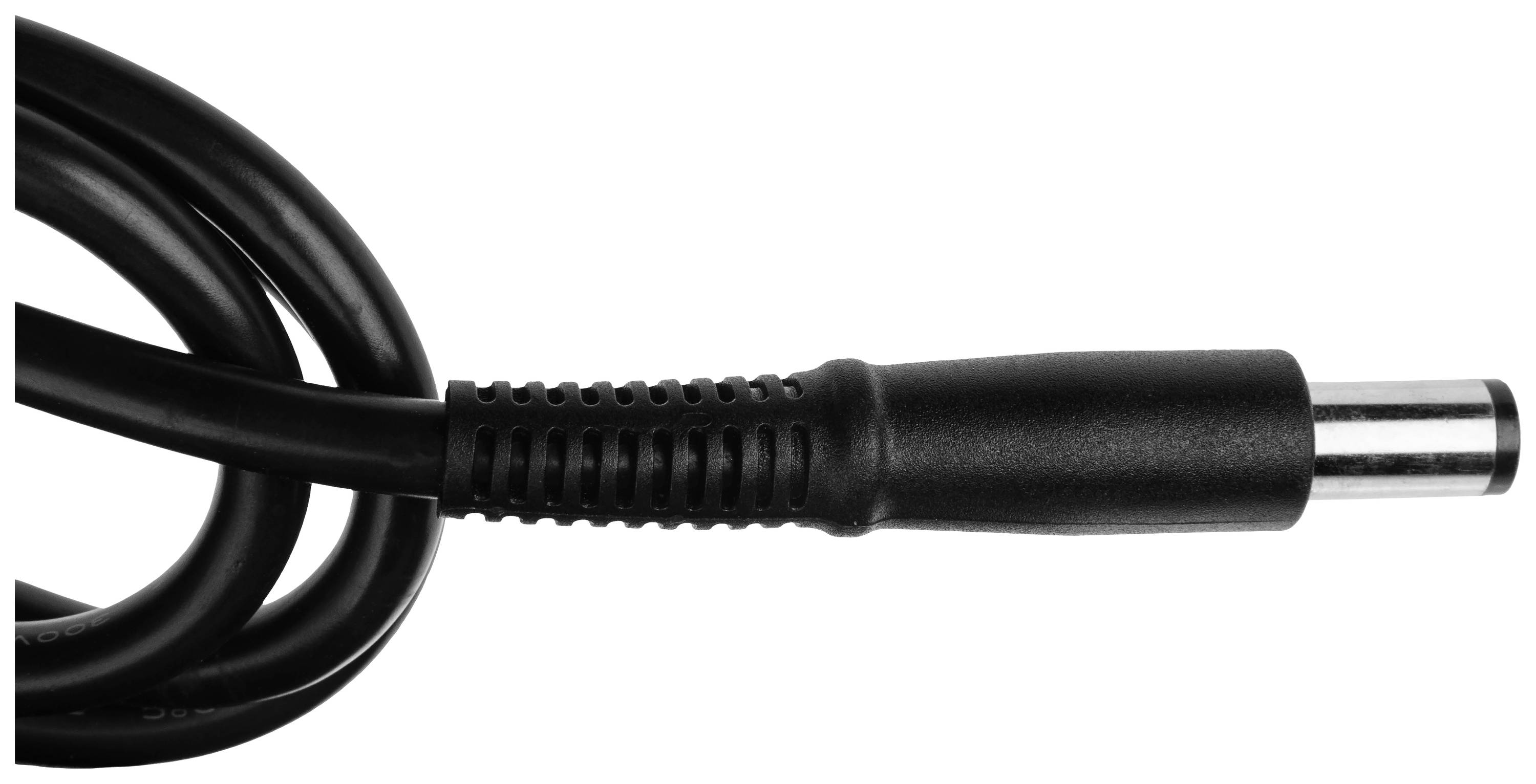 Nahaufnahme eines schwarzen Gleichstrom-Steckers mit Kabel. Zeigt den Anschluss eines elektronischen Geräts.