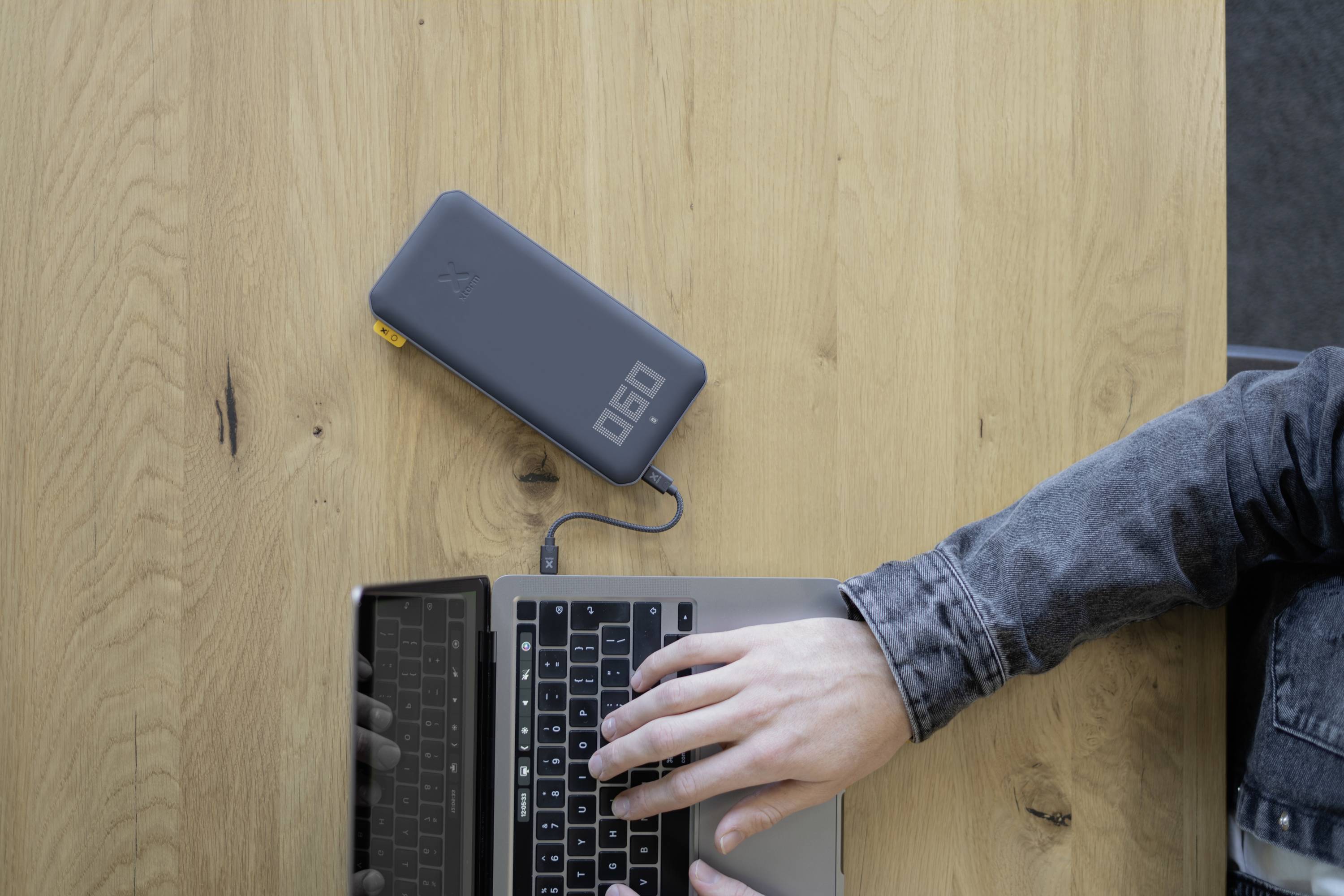 Xtorm by A-Solar XB401 Powerbank 24000 mAh Li-Ion USB-C® Schwarz