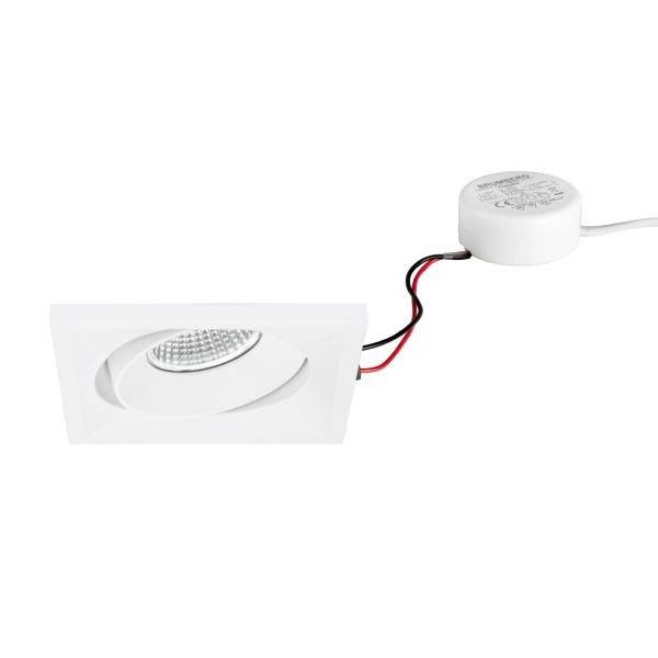 Ein quadratischer, weißer Einbaustrahler mit LED-Technik, verbunden mit einer runden, weißen Transformator-Einheit über Kabel.