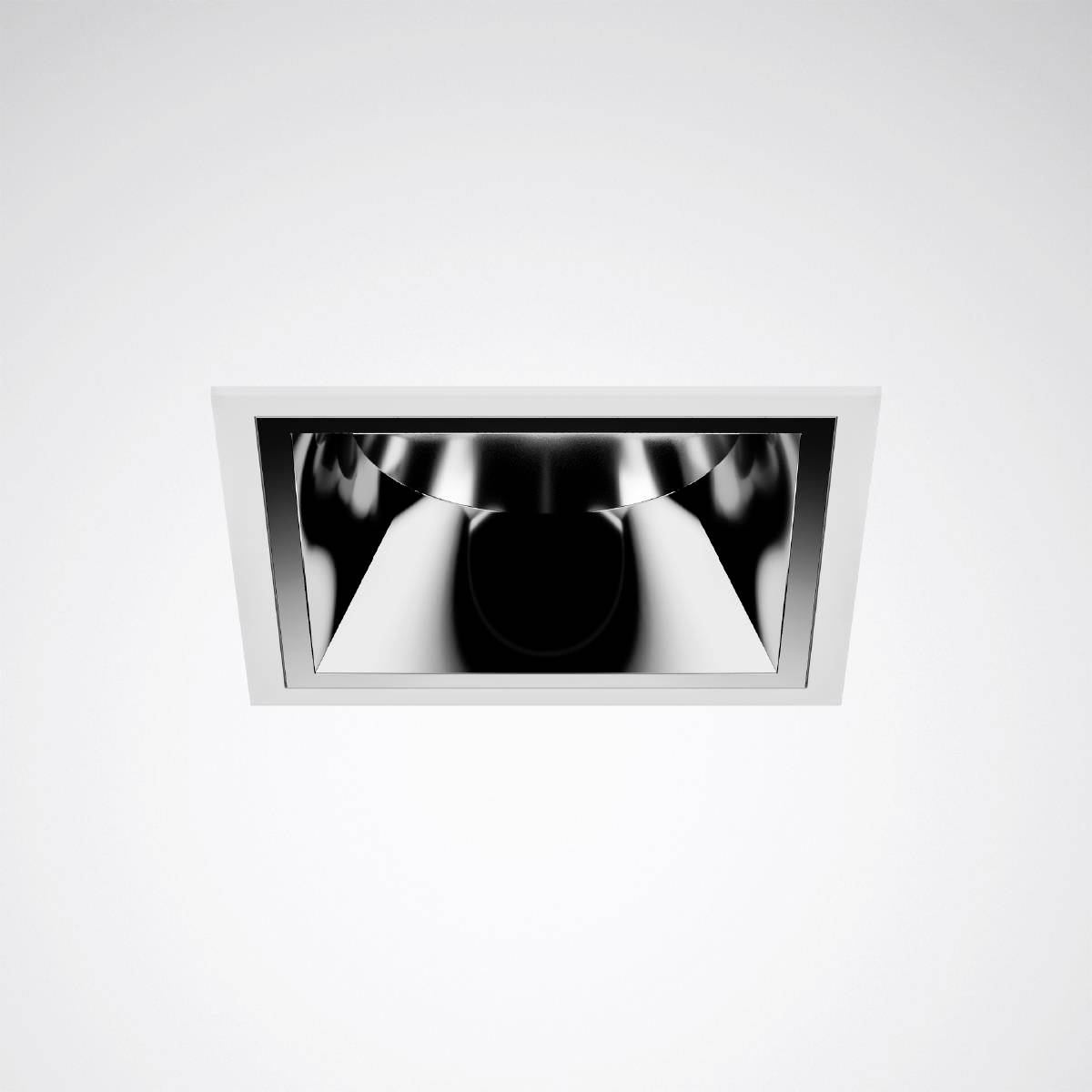 Deckenleuchte mit rechteckigem, metallisch glänzendem Reflektor in modernem Design, zentral im Bild vor hellem Hintergrund.