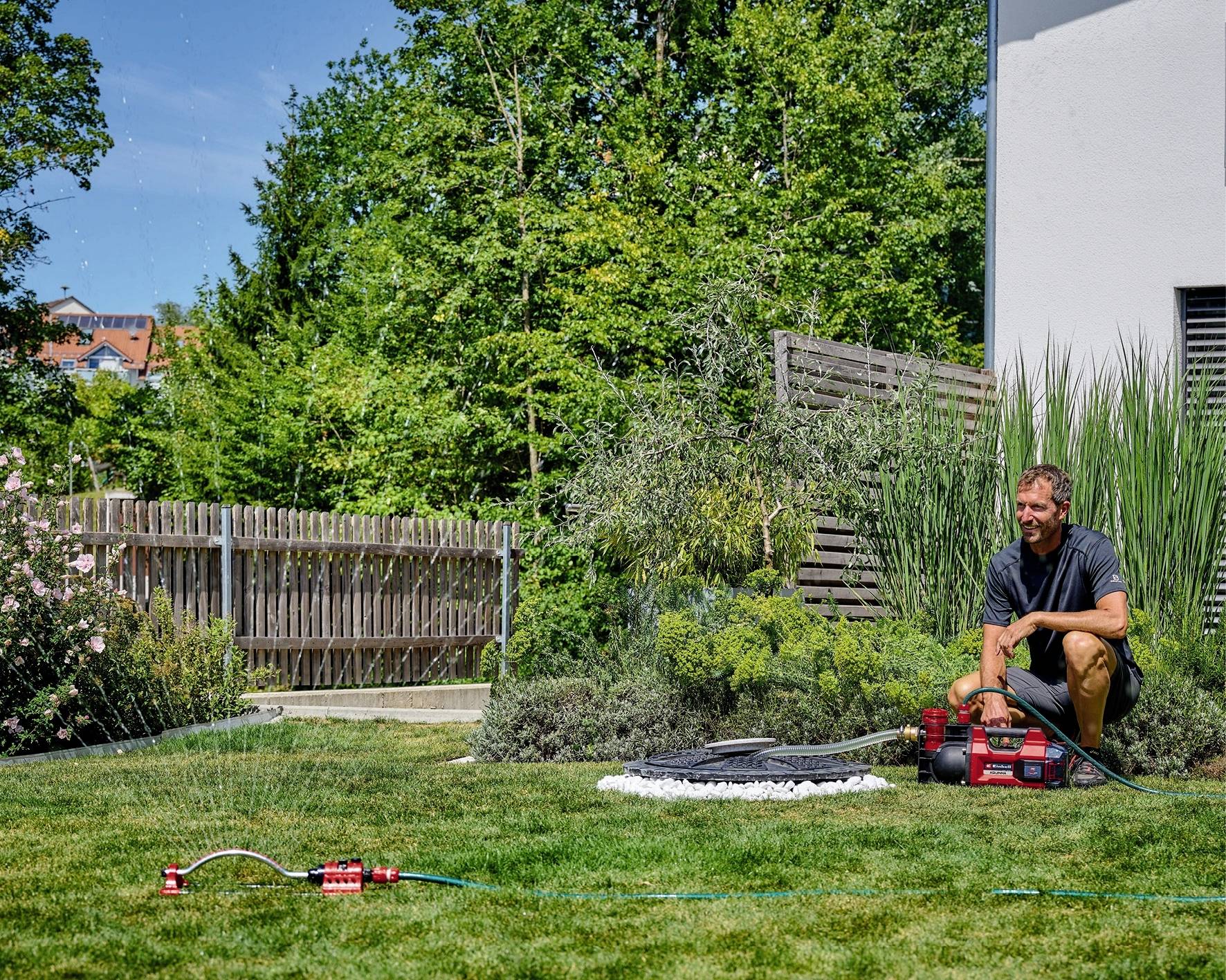 Einhell AQUINNA 36/35 F LED Akku-Gartenpumpe 3800 l/h 37m