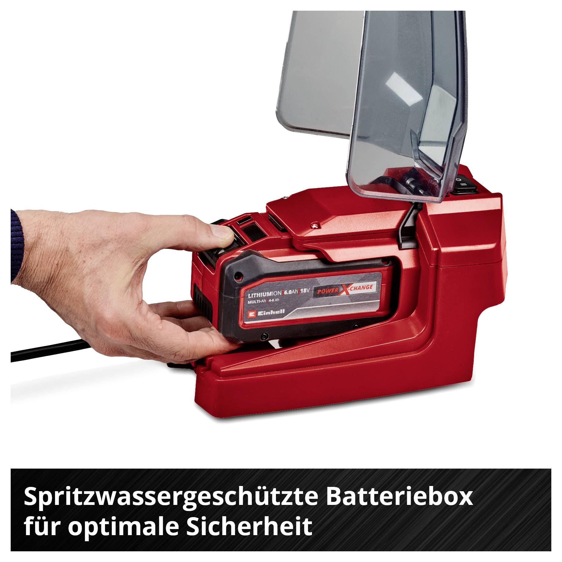 Eine rote Einhell Tauchpumpe mit Schlauch und Steuereinheit, geeignet für die Wasserbeförderung, abgebildet in einer Komplettansicht.