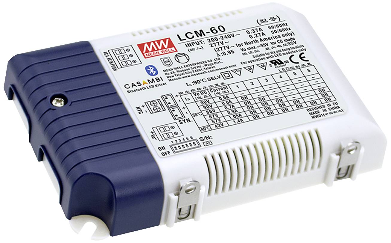 Ein rechteckiges elektronisches Gerät, bezeichnet als 'LCM-60', enthält ein detailliertes Etikett mit technischen Spezifikationen und Symbolen.