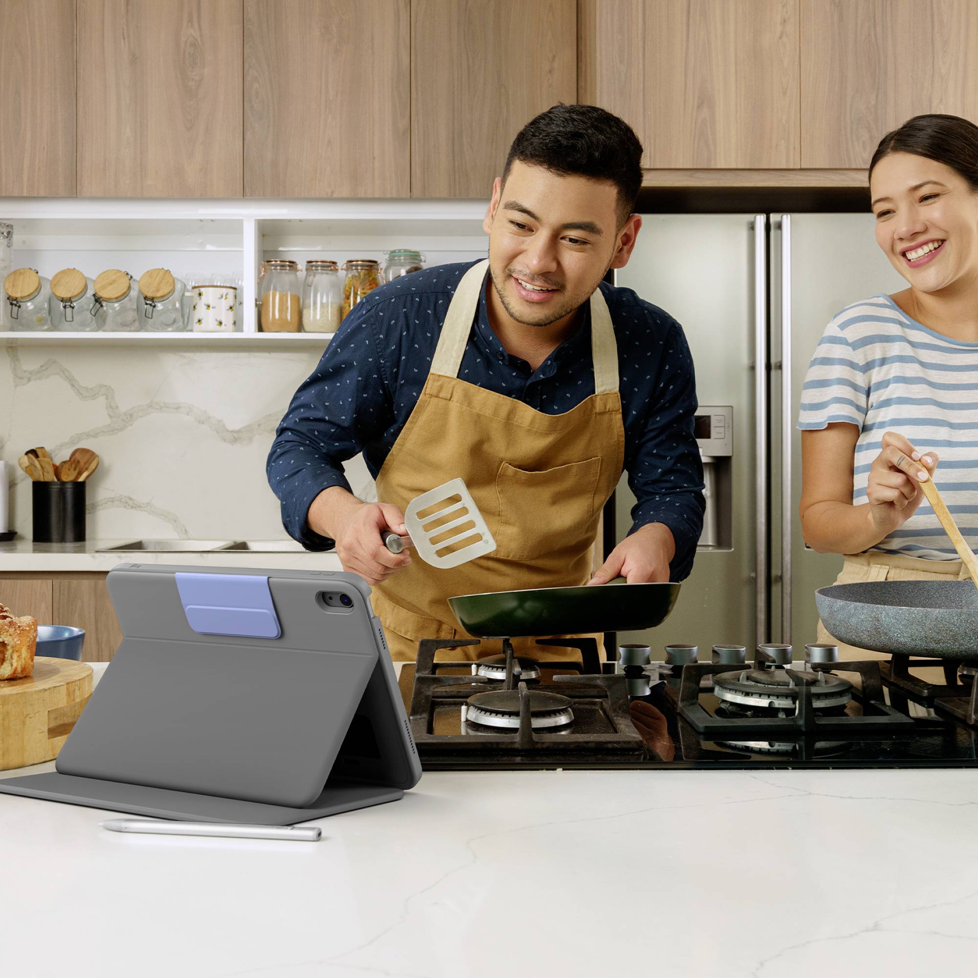 Logitech Rugged Folio Tablet-Cover Apple iPad 10.9" (Gen.10, 2022), iPad 10.9" (A16, 2025) 27,7 cm (10,9") Book Cover Schwarz