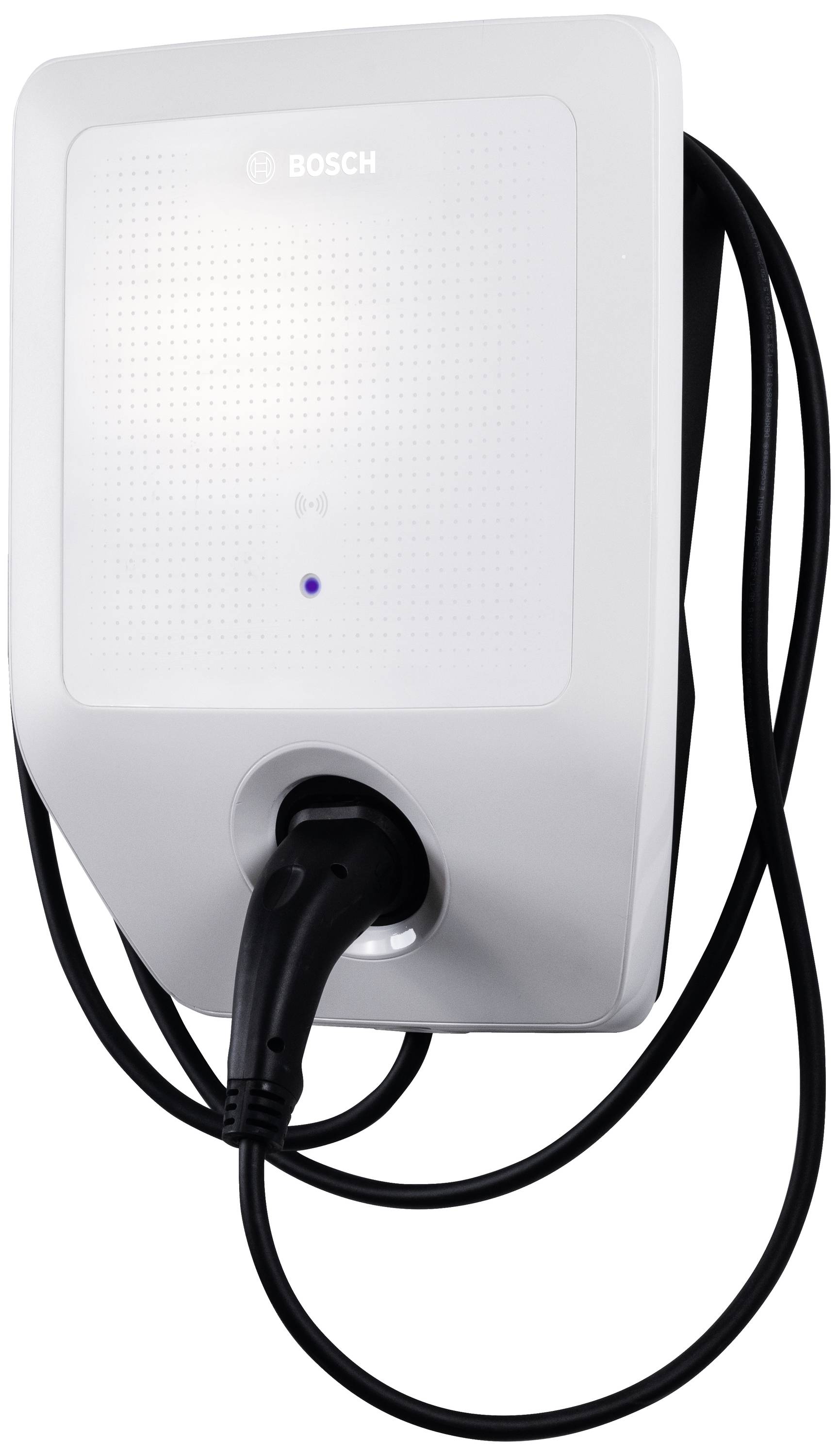 Eine weiße Bosch Ladestation für Elektrofahrzeuge mit eingestecktem Ladekabel, an der Wand montiert.