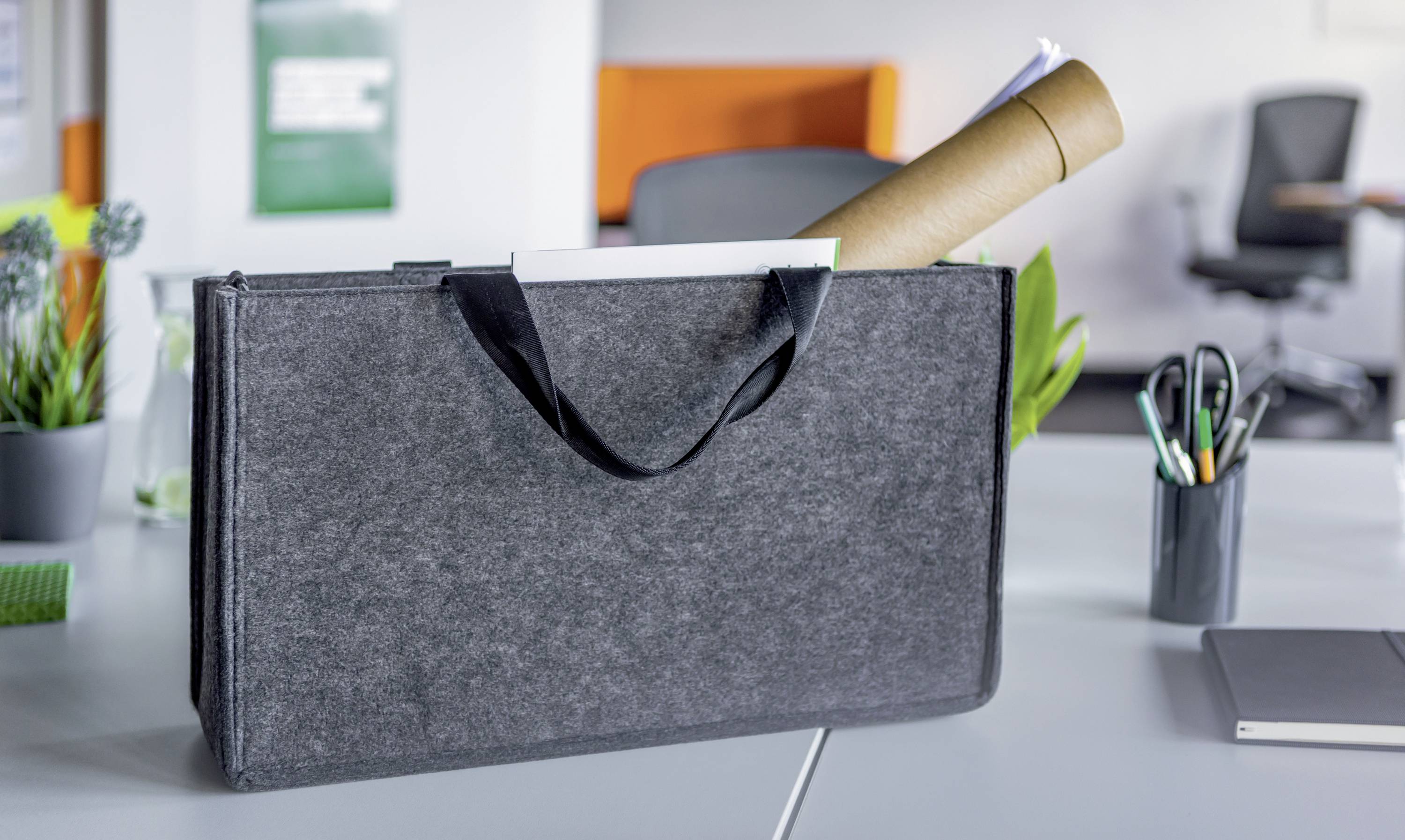 Sigel Schultertasche BA411 Desk Sharing Bag L Synthetischer Filz Dunkelgrau 50cm x 28cm