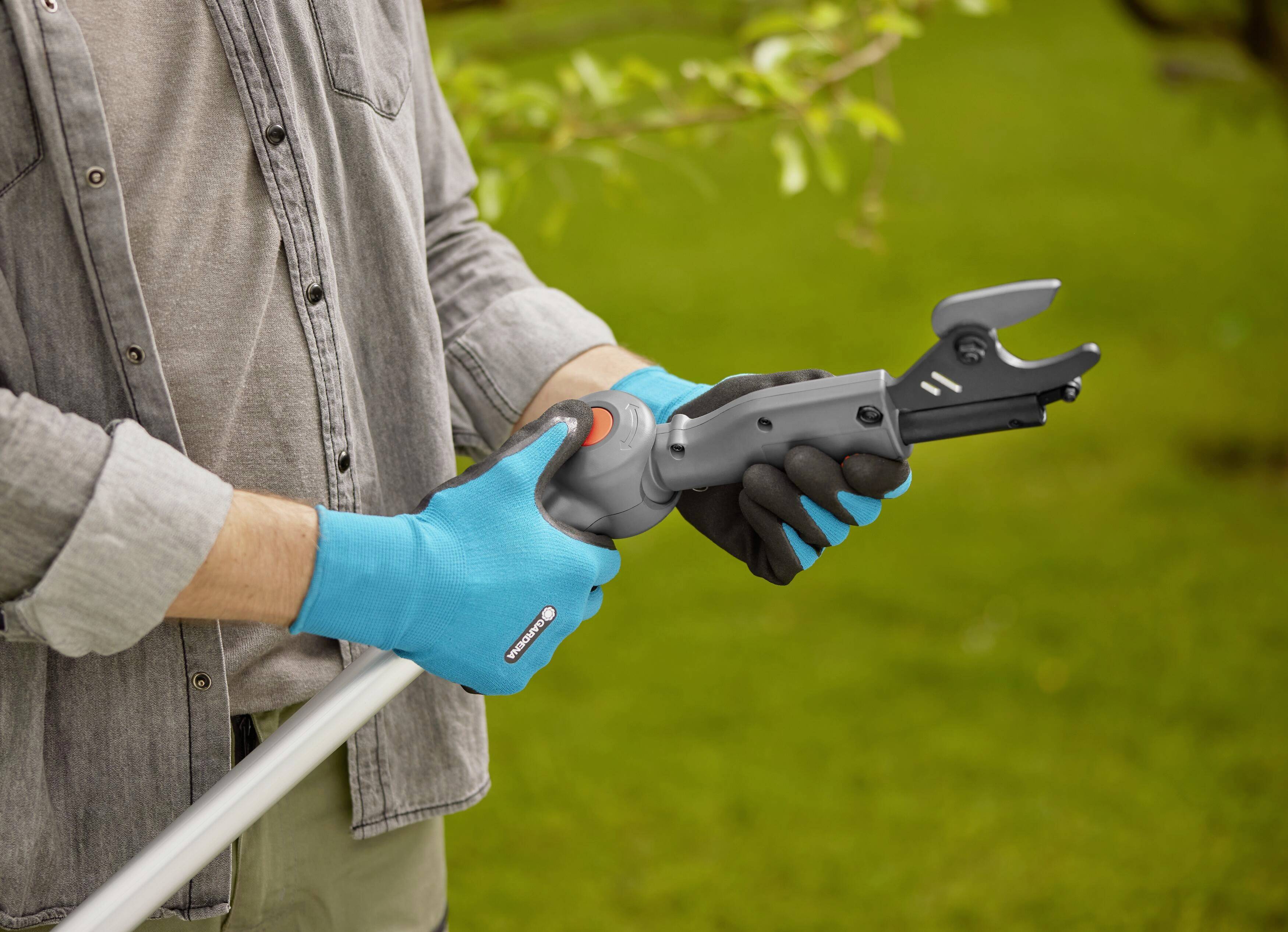 GARDENA 14774-55 HighCut 250/ sol Astschere