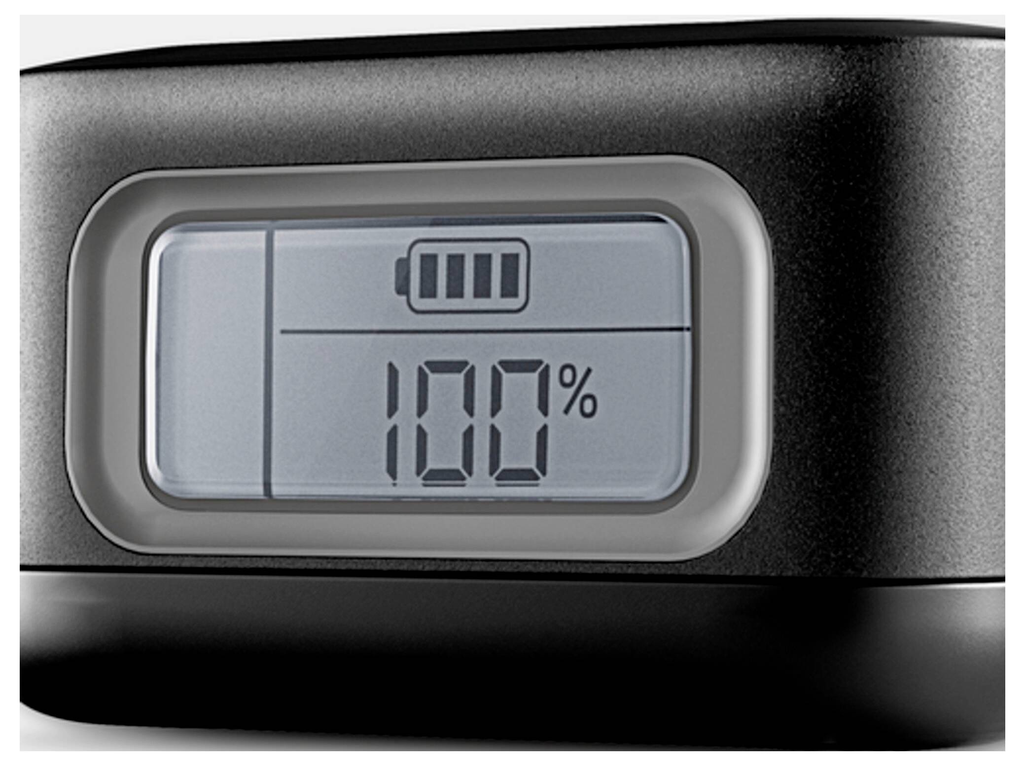Eine digitale Anzeige zeigt ein Batteriesymbol und die Zahl '100%', was einen vollständig aufgeladenen Zustand signalisiert.