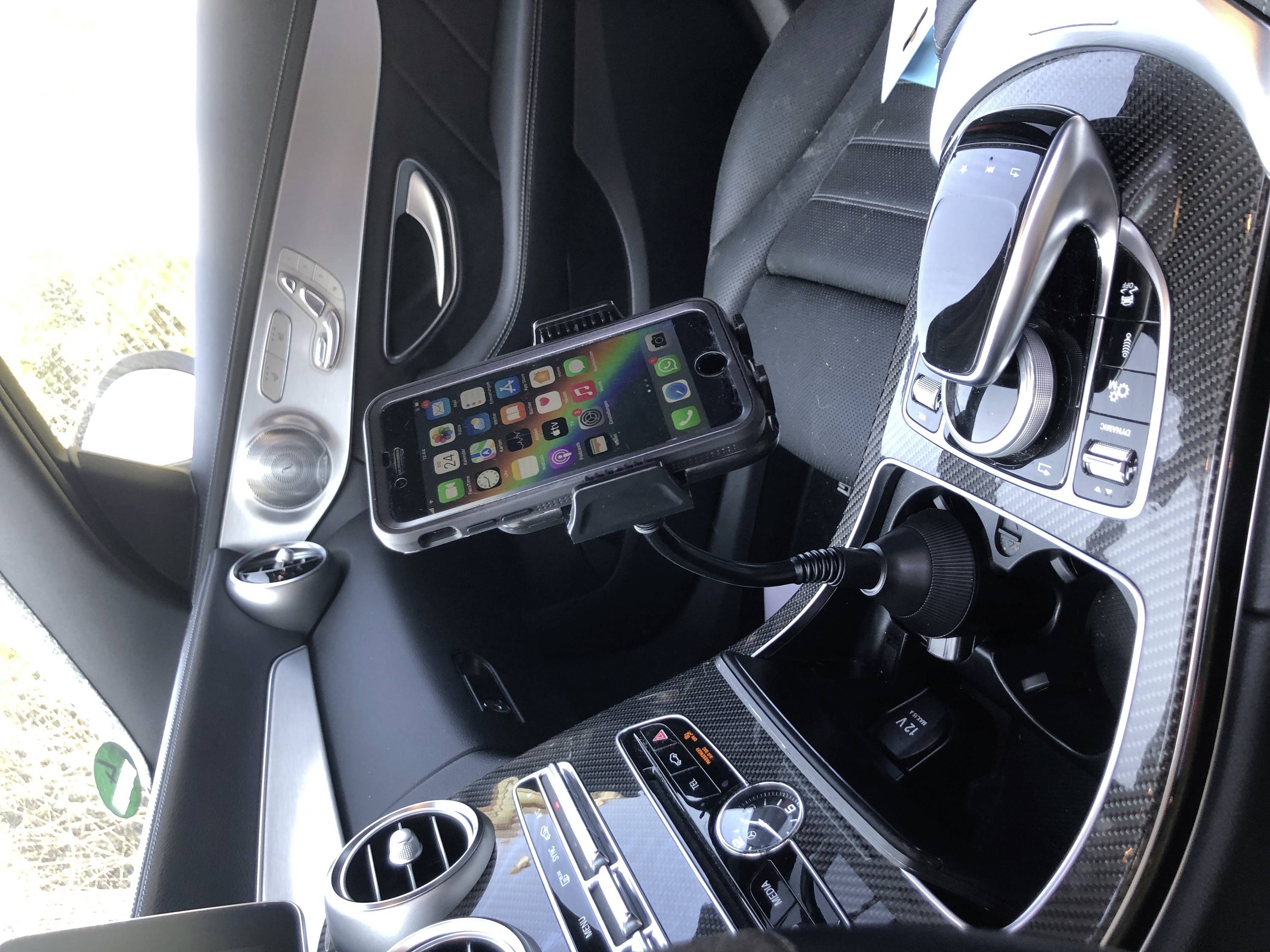 IWH Getränkehalter Handy-Kfz-Halterung 360° drehbar