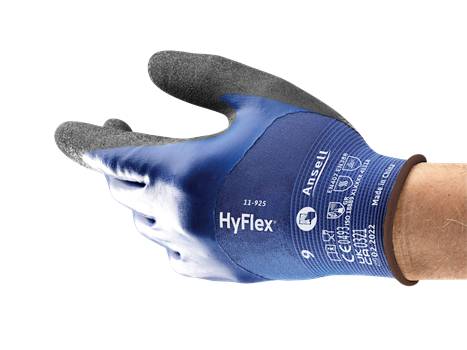 Eine Hand trägt einen blauen Arbeitshandschuh mit der Aufschrift 'HyFlex 11-925', geeignet für industrielle Tätigkeiten.