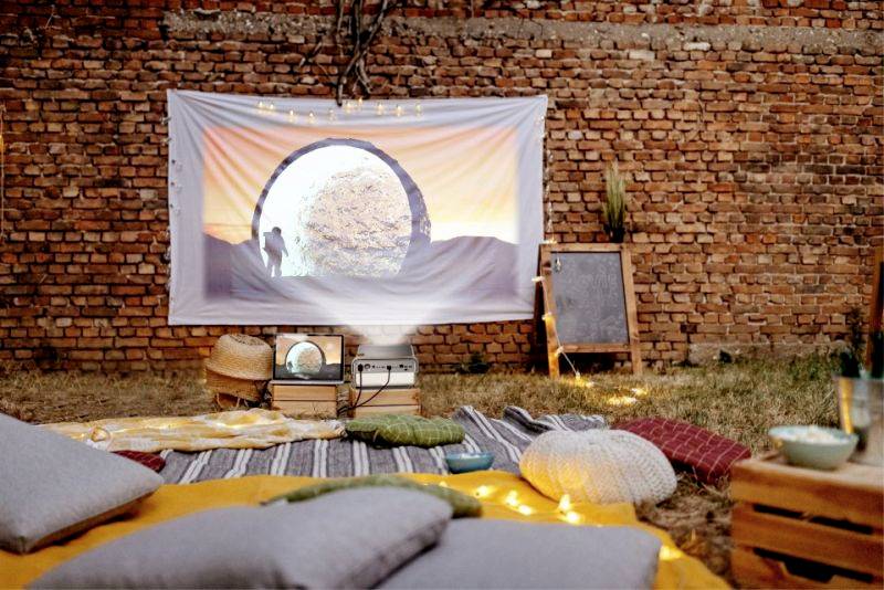 Viewsonic Beamer X11-4K LED 1000 ANSI-Lumen 3840 x 2160 UHD 4K mit Fernbedienung, WLAN, 4K unterstützt