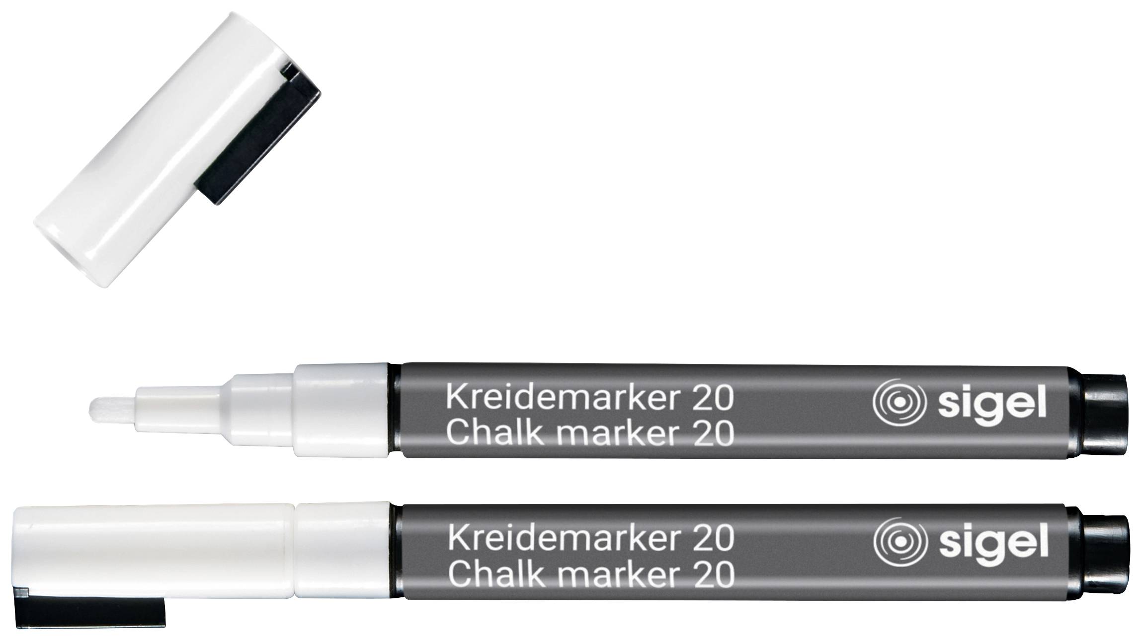 Zwei Kreidemarker von Sigel mit abnehmbaren Kappen, einer liegt offen, der andere geschlossen.