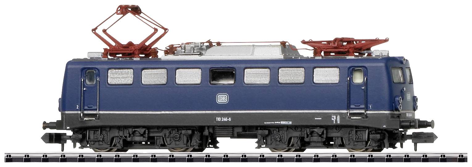 Blaues Modell einer elektrischen Lokomotive mit zwei roten Stromabnehmern auf einer Schiene, im Maßstab detailliert dargestellt.