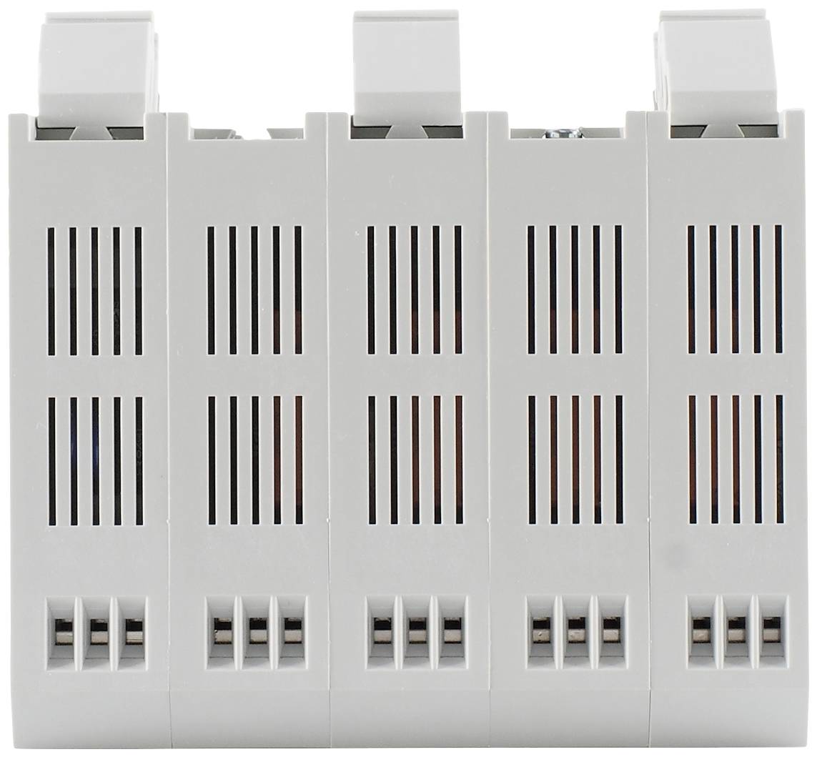 Ein weißer, rechteckiger elektronischer Klemmenblock mit vier vertikal gestapelten Klemmen, Lüftungsschlitzen und Halterungen oben.