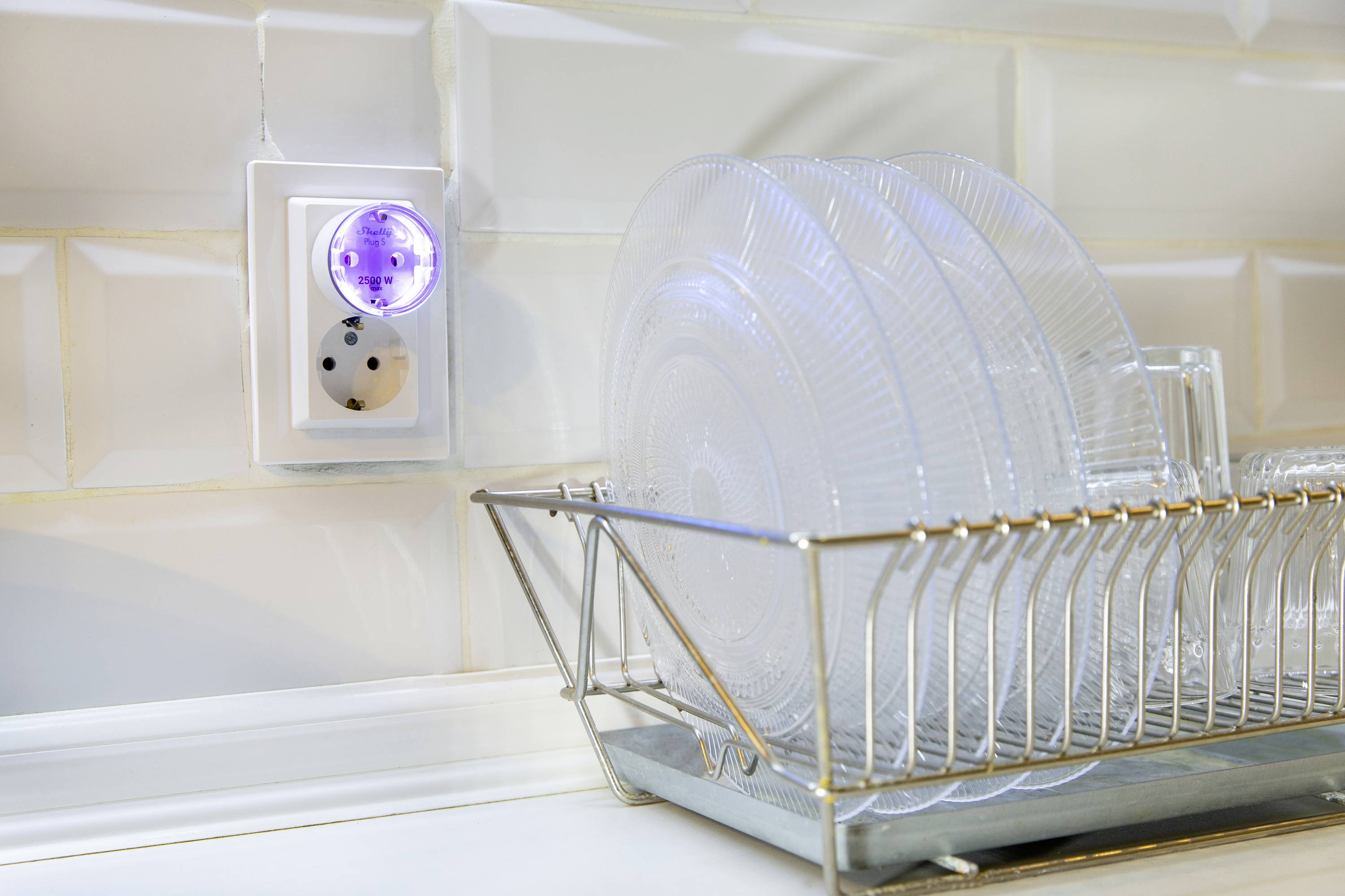 Shelly Plus Plug S Steckdose Wi-Fi, Bluetooth