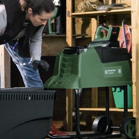 Bosch Home and Garden AXT 25 D Elektro Messer-Häcksler 2500W Bosch Home and Garden AXT 25 D Elektro Messer-Häcksler 2500W