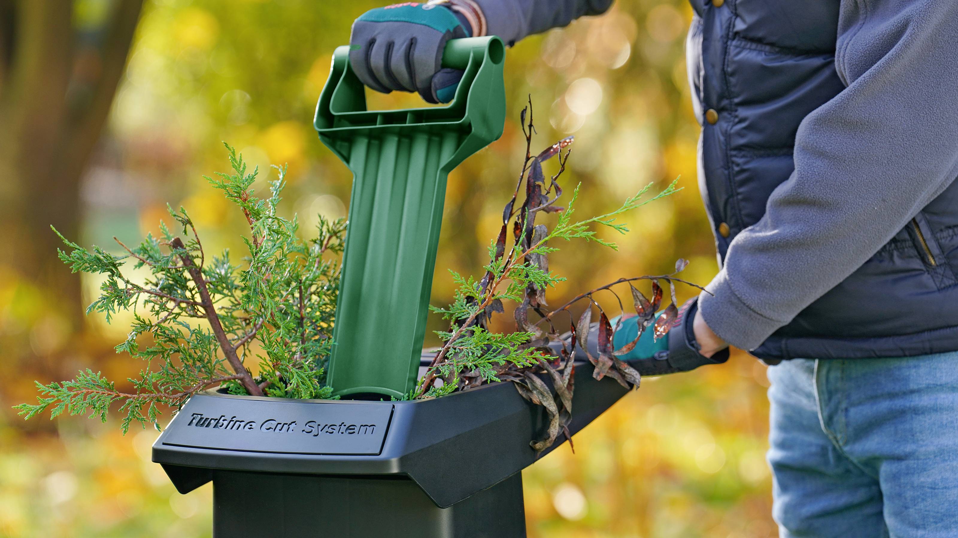 Bosch Home and Garden AXT 25 TC Elektro Messer-Häcksler 2500 W