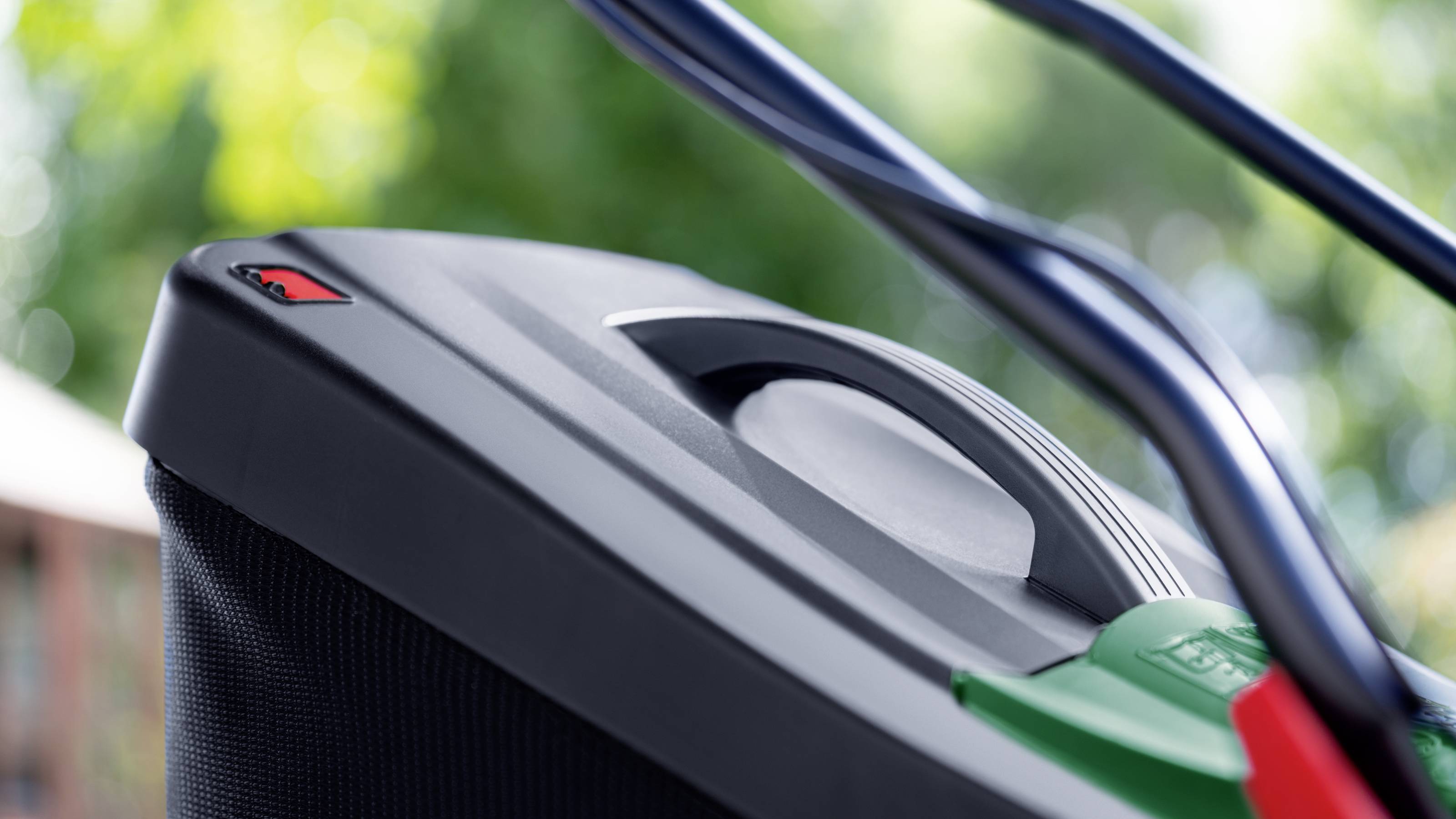 Bosch Home and Garden Akku Akku-Rasenmäher inkl. 2. Akku, inkl. Ladegerät 2x 18V Schnittbreite (max.) 37cm Geeignet für 550m²