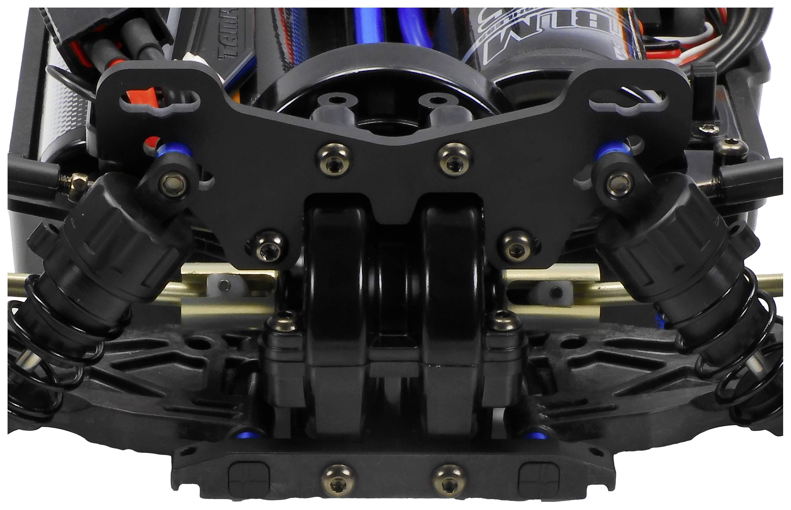 Nahaufnahme eines ferngesteuerten Autochassis, zeigt Stoßdämpfer und Aufhängungskomponenten in Schwarz mit blauen Akzenten.