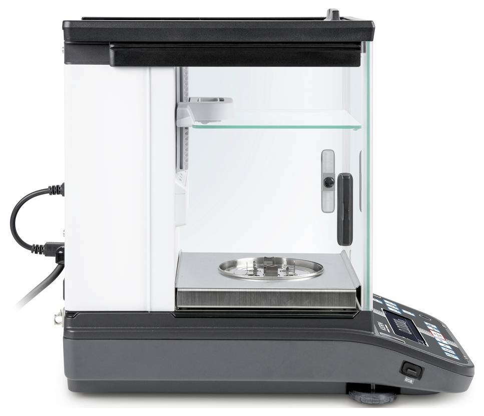 Elektronische Waage mit Glasgehäuse und digitalem Display, ideal für präzise Laborwägungen.