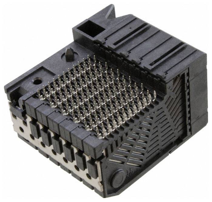 Ein kleiner schwarzer Mikroschalter mit einem Metallhebel und drei goldenen Schrauben; wird in elektronischen Schaltkreisen verwendet, um elektrische Verbindungen zu öffnen oder zu schließen.