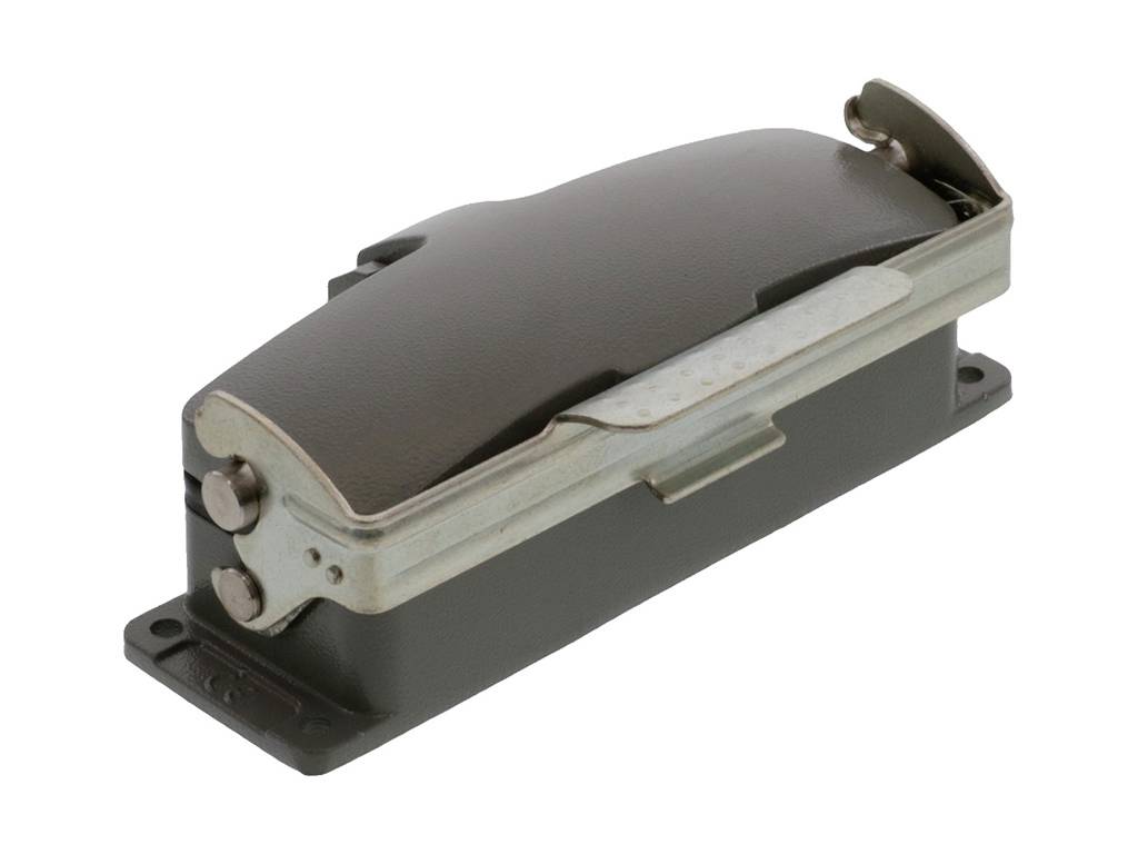 Metallischer federbelasteter Sicherheitsriegelschalter in dunklem Gehäuse, seitliche Ansicht. Verwendet zur Steuerung von elektrischen Geräten.