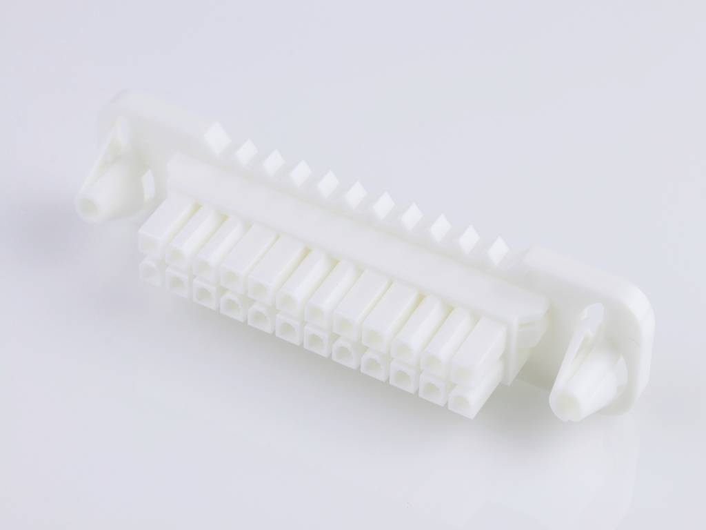 Molex Einbau-Buchsenleiste (Standard) Polzahl Gesamt 24 Rastermaß: 4.20mm 15060241 Bulk