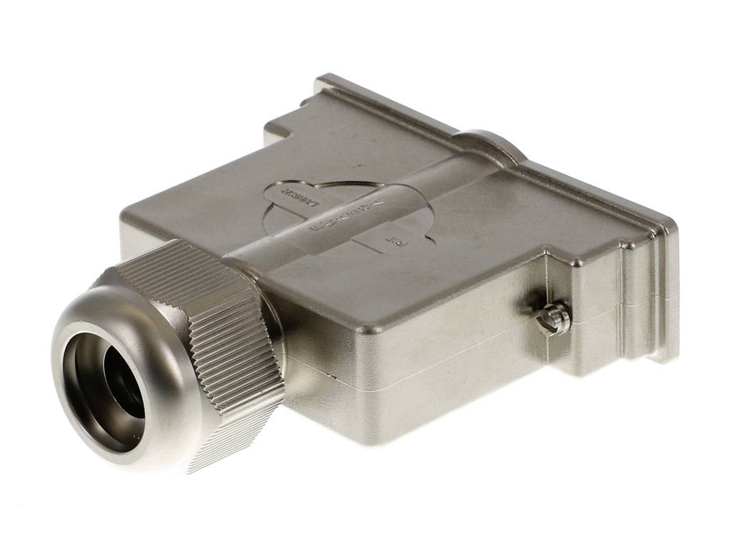 Metallischer Steckverbinder mit großem Schraubgewinde, geeignet für industrielle Anwendungen und robuste Verbindungen.