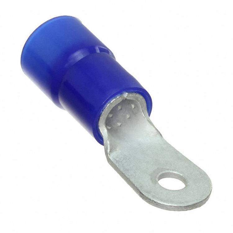Ein blauer isolierter Ringlochstecker mit einer Metallöse, die für elektrische Verbindungen in Verdrahtungsanwendungen verwendet wird.
