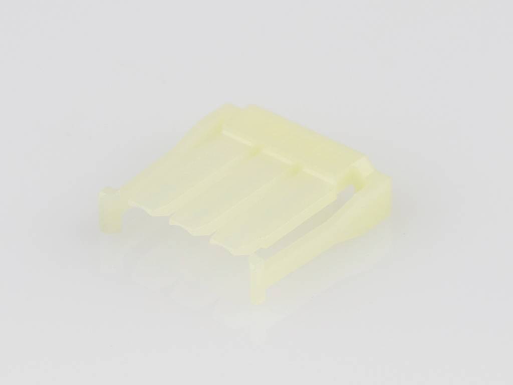 Ein transparentes, leicht gelbliches Kunststoffteil mit mehreren parallelen Rippen, vermutlich ein technisches Bauteil oder Schutzabdeckung.